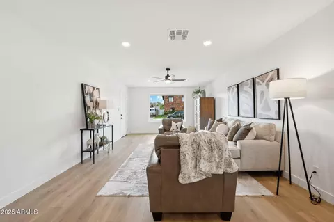 1644 W Griswold Rd, Phoenix, AZ 85021 photo 5