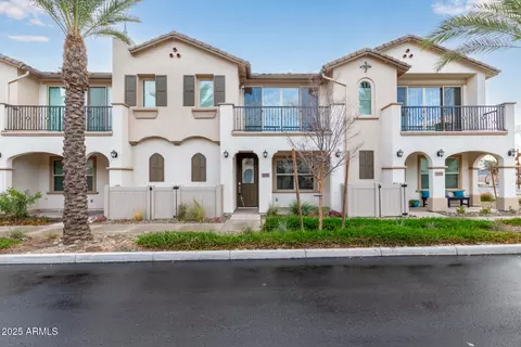 4707 S Vapor Dr, Mesa, AZ 85212