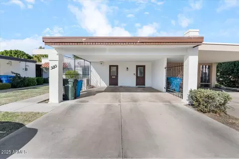 920 W Solcito Ln, Phoenix, AZ 85013