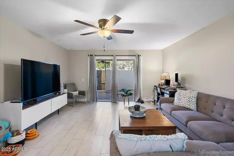 920 W Solcito Ln, Phoenix, AZ 85013 photo 11