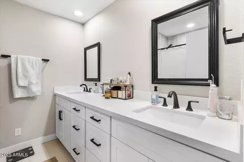 920 W Solcito Ln, Phoenix, AZ 85013 photo 19