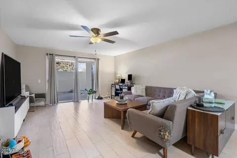 920 W Solcito Ln, Phoenix, AZ 85013 photo 13