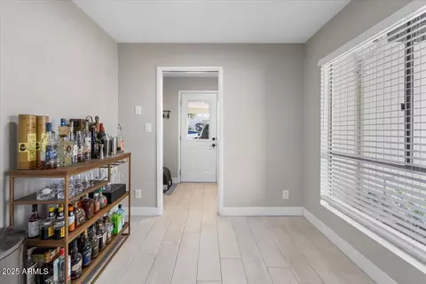 920 W Solcito Ln, Phoenix, AZ 85013 photo 8