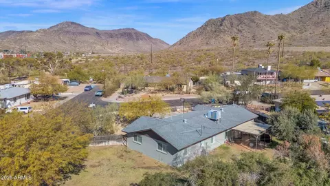 9843 N 5th Ave, Phoenix, AZ 85021 photo 2
