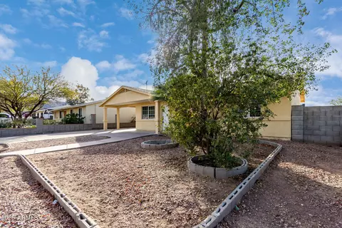 8608 S 9th Pl, Phoenix, AZ 85042 photo 4