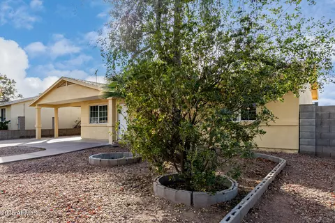 8608 S 9th Pl, Phoenix, AZ 85042 photo 5