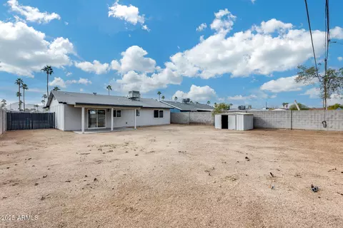 Exterior - 2524 E Grandview Rd, Phoenix, AZ 85032 photo 3 of 4