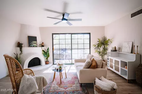 7557 N Dreamy Draw Dr #216, Phoenix, AZ 85020