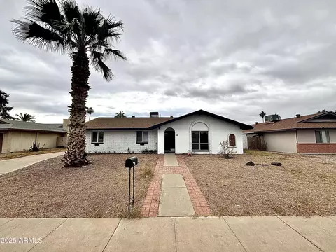 3841 W Cholla St, Phoenix, AZ 85029