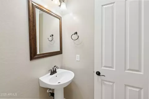 3665 Enrose St, Mesa, AZ 85205 photo 15