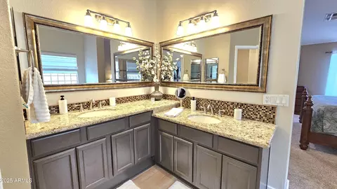 Bath - 5414 E Glade Ave, Mesa, AZ 85206 photo 3 of 7