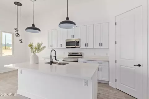 947 N Warner Dr, Apache Junction, AZ 85120 photo 8