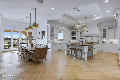 Dining - 1233 E Salado Cir, Mesa, AZ 85203 photo 1 of 4