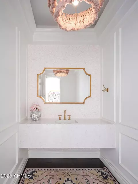 Bath - 1233 E Salado Cir, Mesa, AZ 85203 photo 9 of 14