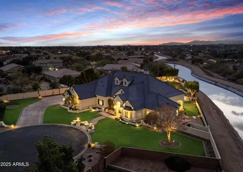View/Area - 1233 E Salado Cir, Mesa, AZ 85203 photo 1 of 13