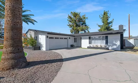8626 E Montebello Ave, Scottsdale, AZ 85250