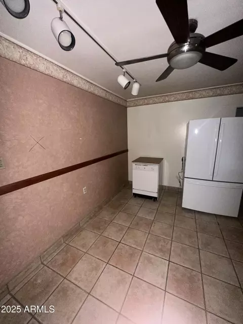 801 W Earll Dr, Phoenix, AZ 85013 photo 30