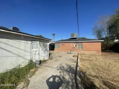801 W Earll Dr, Phoenix, AZ 85013 photo 7