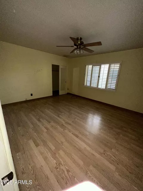 801 W Earll Dr, Phoenix, AZ 85013 photo 19