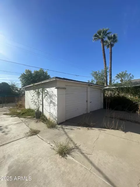 801 W Earll Dr, Phoenix, AZ 85013 photo 6