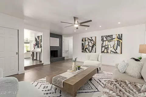 4622 E Palo Verde Dr, Phoenix, AZ 85018 photo 10