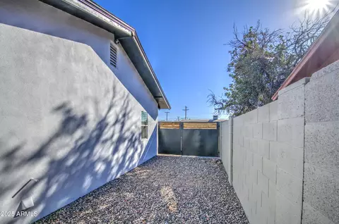 Exterior - 3530 W Marlette Ave, Phoenix, AZ 85019 photo 5 of 10