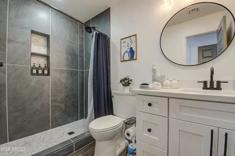 Bath - 3530 W Marlette Ave, Phoenix, AZ 85019 photo 6 of 8