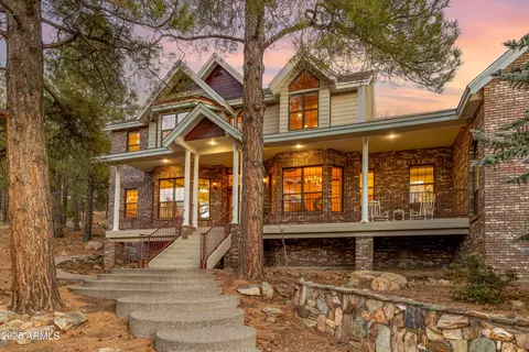 600 N Amberwood St, Flagstaff, AZ 86004