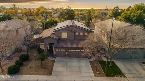 1723 E Cotton Ct, Gilbert, AZ 85234 photo 2