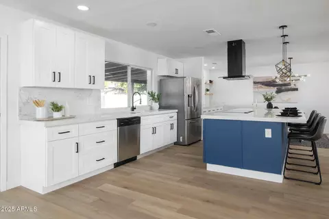 2074 E Dunbar Dr, Tempe, AZ 85282 photo 8