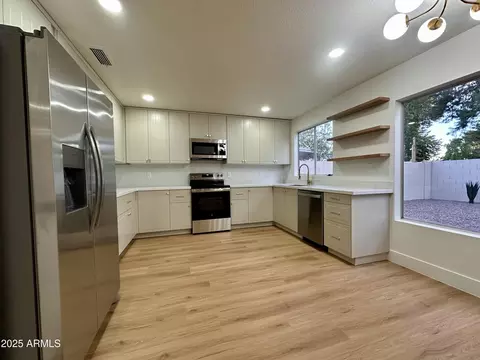 161 W Moore Ave, Gilbert, AZ 85233 photo 4