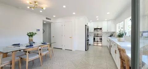 5132 S Dorsey Ln, Tempe, AZ 85282