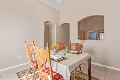 Dining - 2207 W Hayward Ave, Phoenix, AZ 85021 photo 1 of 2