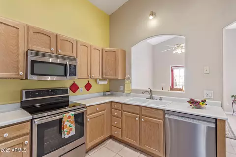Kitchen - 2207 W Hayward Ave, Phoenix, AZ 85021 photo 1 of 3