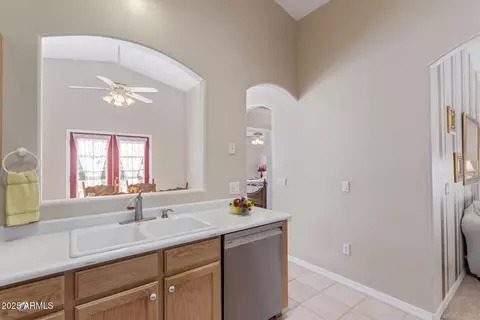 Kitchen - 2207 W Hayward Ave, Phoenix, AZ 85021 photo 3 of 3