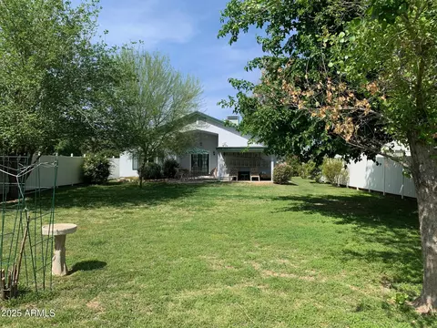 Exterior - 2207 W Hayward Ave, Phoenix, AZ 85021 photo 7 of 7