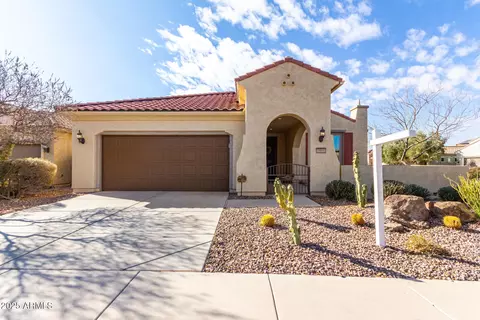 7517 W Noble Prairie Way, Florence, AZ 85132