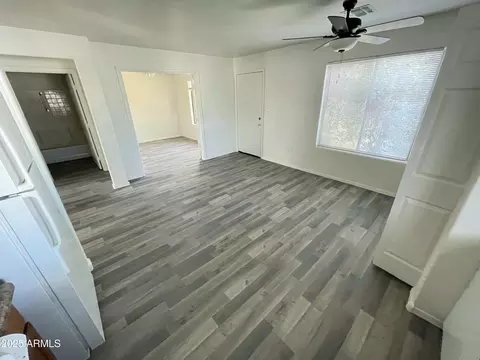 Living - 1021 E Pierce St, Phoenix, AZ 85006 photo 2 of 3
