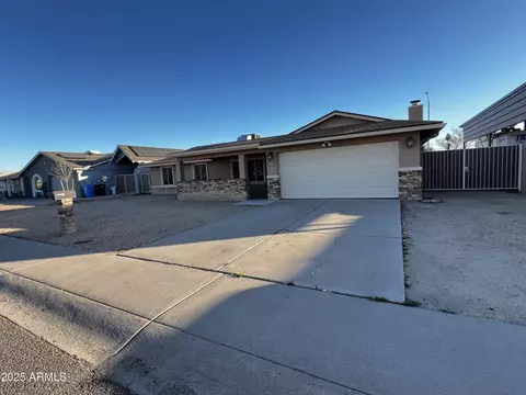 3719 W Woodridge Dr, Glendale, AZ 85308