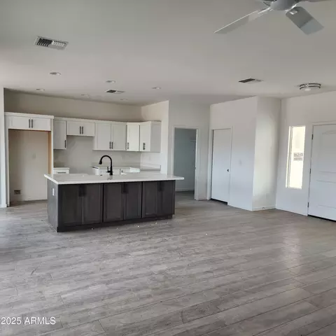22232 W Skinner Rd, Wittmann, AZ 85361