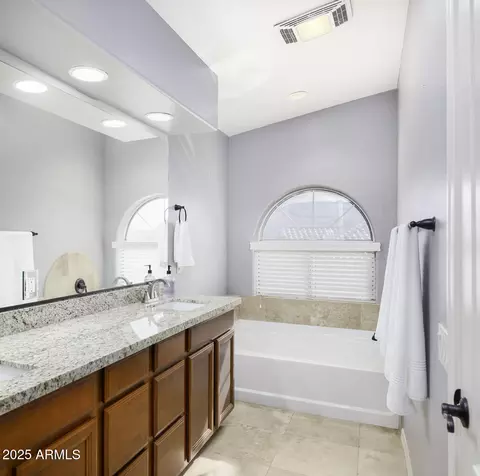647 S Cholla St, Gilbert, AZ 85233 photo 7