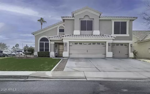 647 S Cholla St, Gilbert, AZ 85233