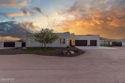 2809 W Paso Nuevo Dr, Phoenix, AZ 85086