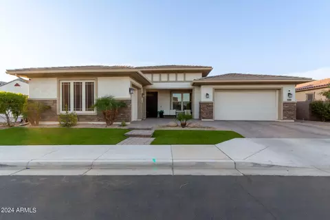 2560 E Thornton Ct, Gilbert, AZ 85297