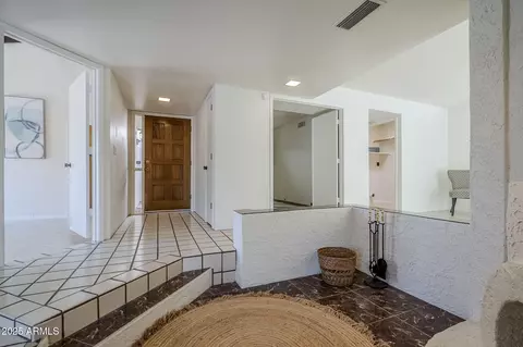 4701 E Ardmore Rd, Phoenix, AZ 85044 photo 9