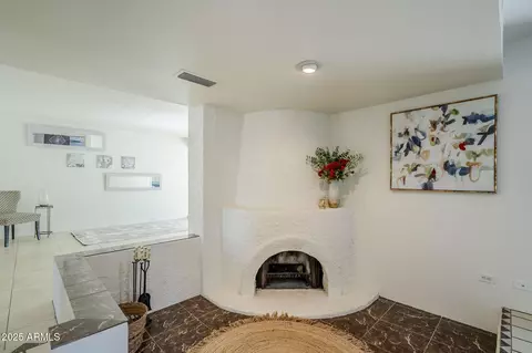 4701 E Ardmore Rd, Phoenix, AZ 85044 photo 7