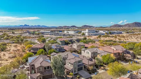 View/Area - 3617 E Half Hitch Pl, Phoenix, AZ 85050 photo 2 of 6