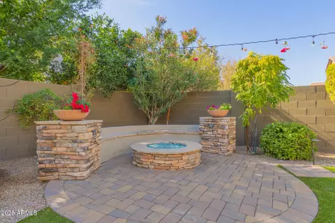 Exterior - 3617 E Half Hitch Pl, Phoenix, AZ 85050 photo 11 of 18