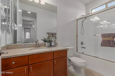 Bath - 3617 E Half Hitch Pl, Phoenix, AZ 85050 photo 6 of 6