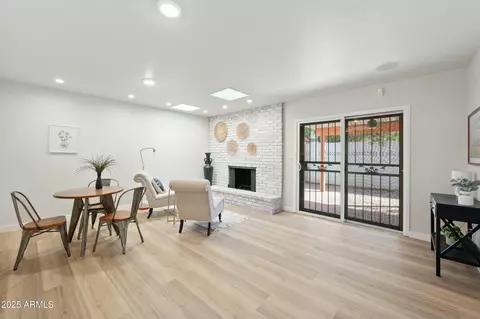 Living - 1825 W Seldon Way, Phoenix, AZ 85021 photo 2 of 3